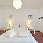 Campo Pequeno Prestige Πανσιόν