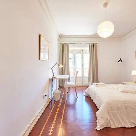 Campo Pequeno Prestige Affittacamere 3*