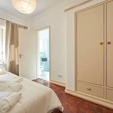 Guest house Campo Pequeno Prestige 3*