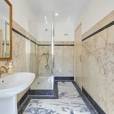Campo Pequeno Prestige Guest house 3*